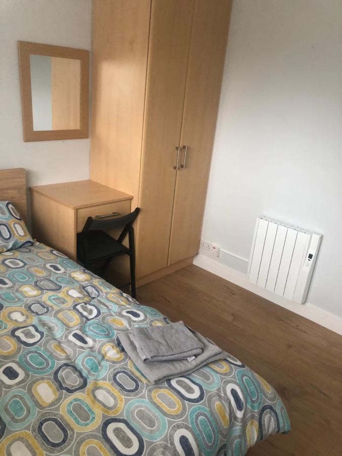 Cheerful 4 Bedroom Town House With Bbq, Galway Kültér fotó